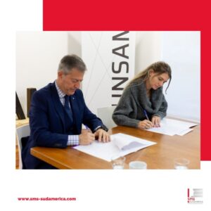 Firma de convenio de colaboración estratégica entre directivos y socios comerciales